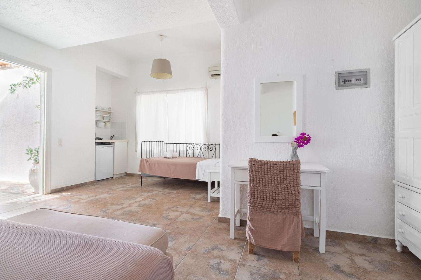 Fos Apartments Mykonos Agios Ioannis Diakoftis Eksteriør bilde