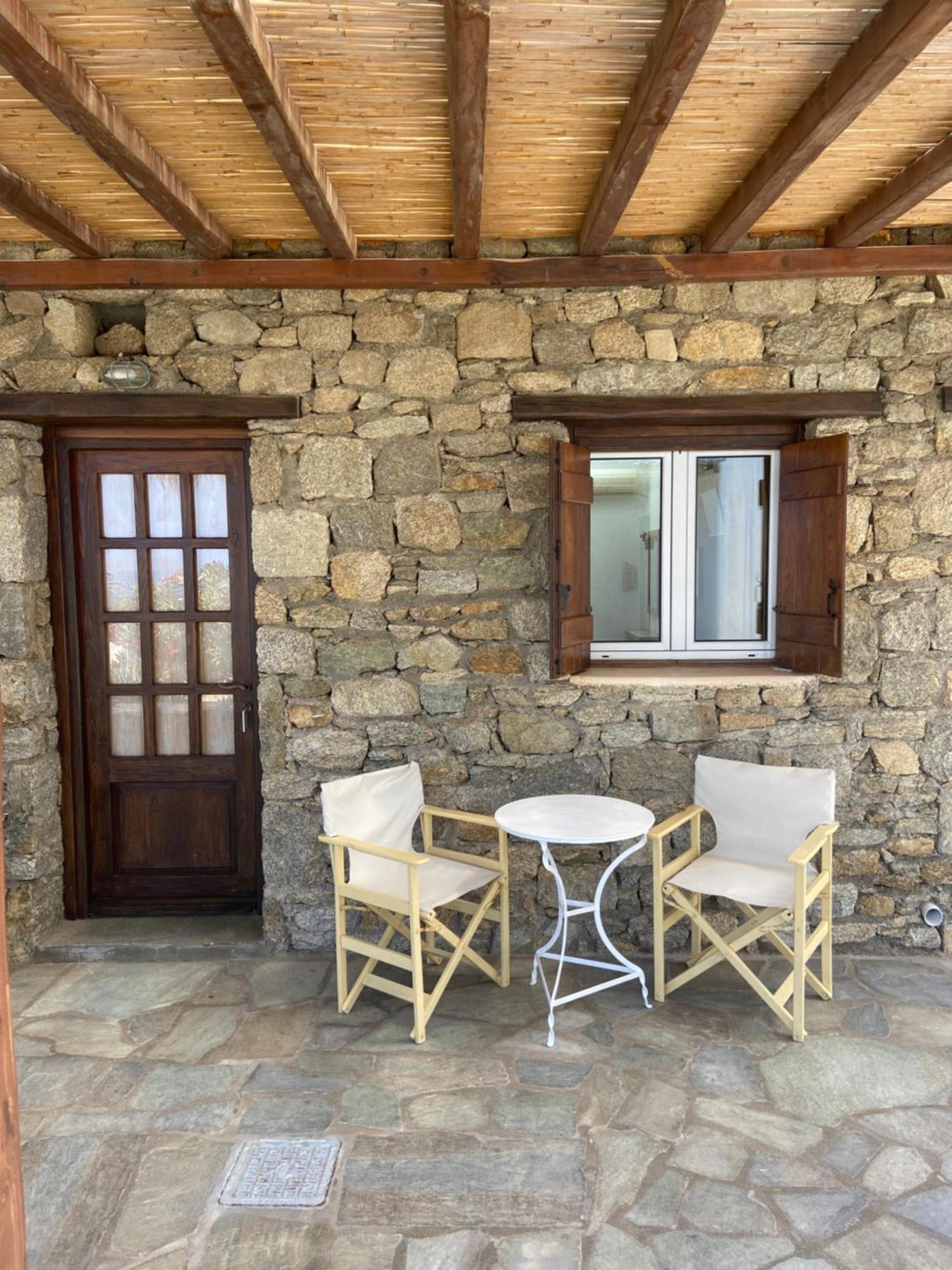 Fos Apartments Mykonos Agios Ioannis Diakoftis Rom bilde