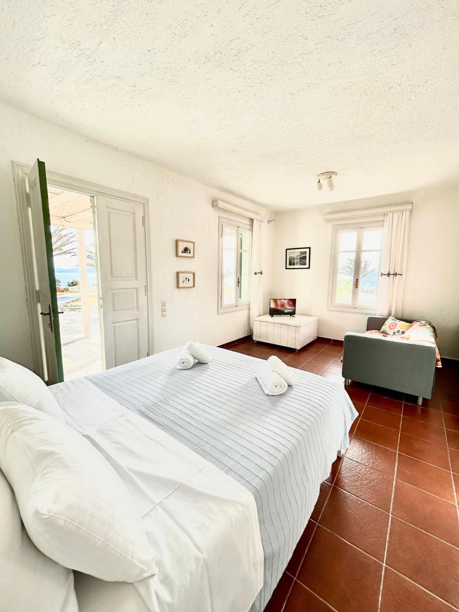 Fos Apartments Mykonos Agios Ioannis Diakoftis Eksteriør bilde